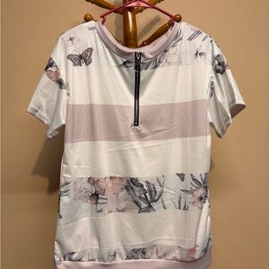 Women’s Floral Stripe Short Sleeve Tee with Front Zip - Light Pink & White